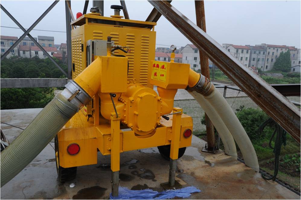 防汛移動泵車 防汛移動泵車