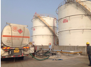 羅德甲醇卸車泵正在安全作業(yè) 羅德甲醇卸車泵正在安全作業(yè)