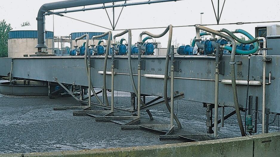 凸輪<a href='/' class='keys' title='點擊查看關(guān)于轉(zhuǎn)子泵的相關(guān)信息' target='_blank'>轉(zhuǎn)子泵</a>自吸能力強