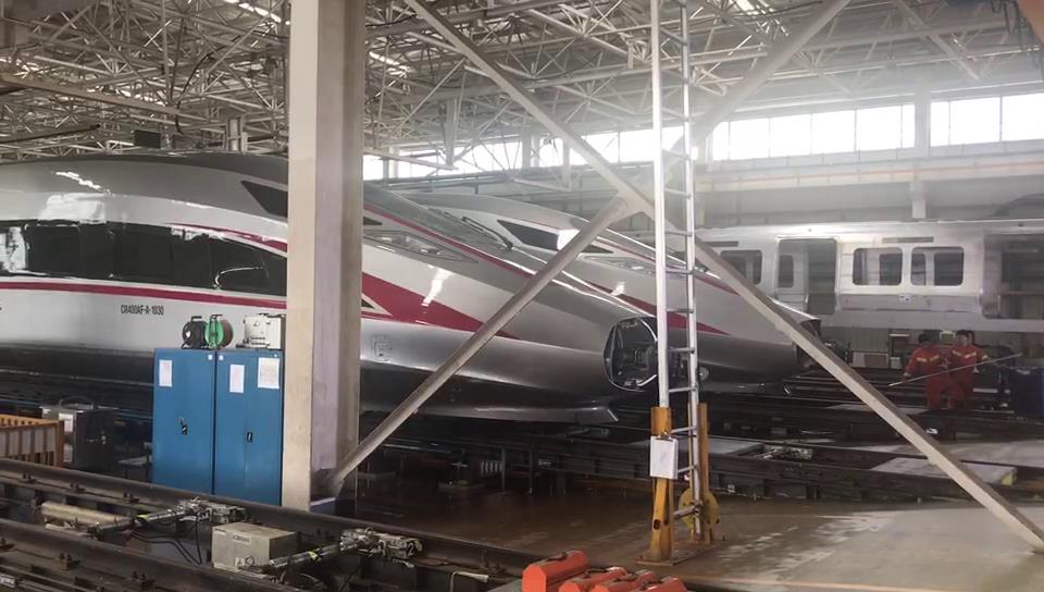 大流量轉(zhuǎn)子泵移動(dòng)泵車助力龐巴迪廠區(qū)排水 大流量轉(zhuǎn)子泵移動(dòng)泵車助力龐巴迪廠區(qū)排水