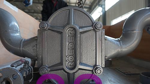 中石油河北客戶定購的羅德凸輪轉子泵發(fā)貨